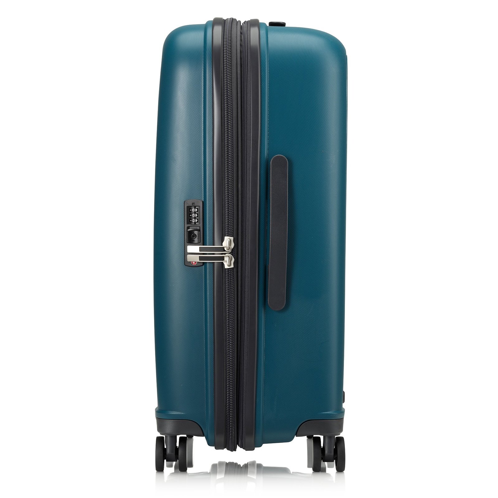 Tripp Holiday 8 Medium Expandable Suitcase - Image 2
